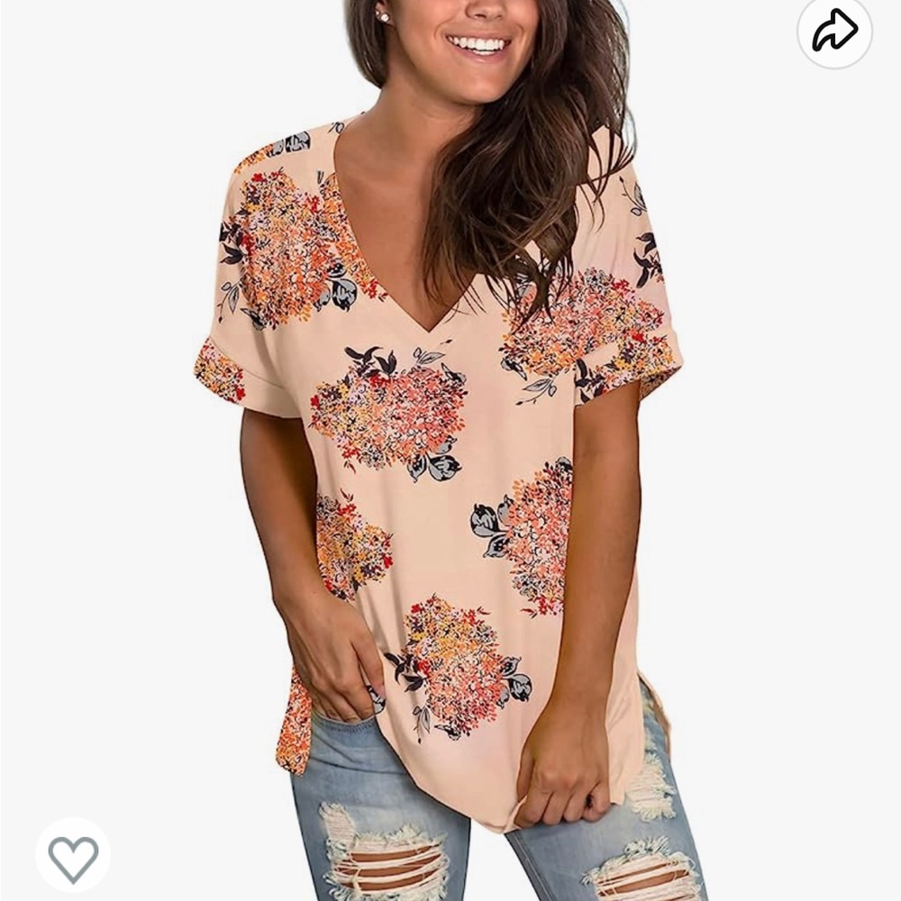 Peach Floral V-neck T-shirt